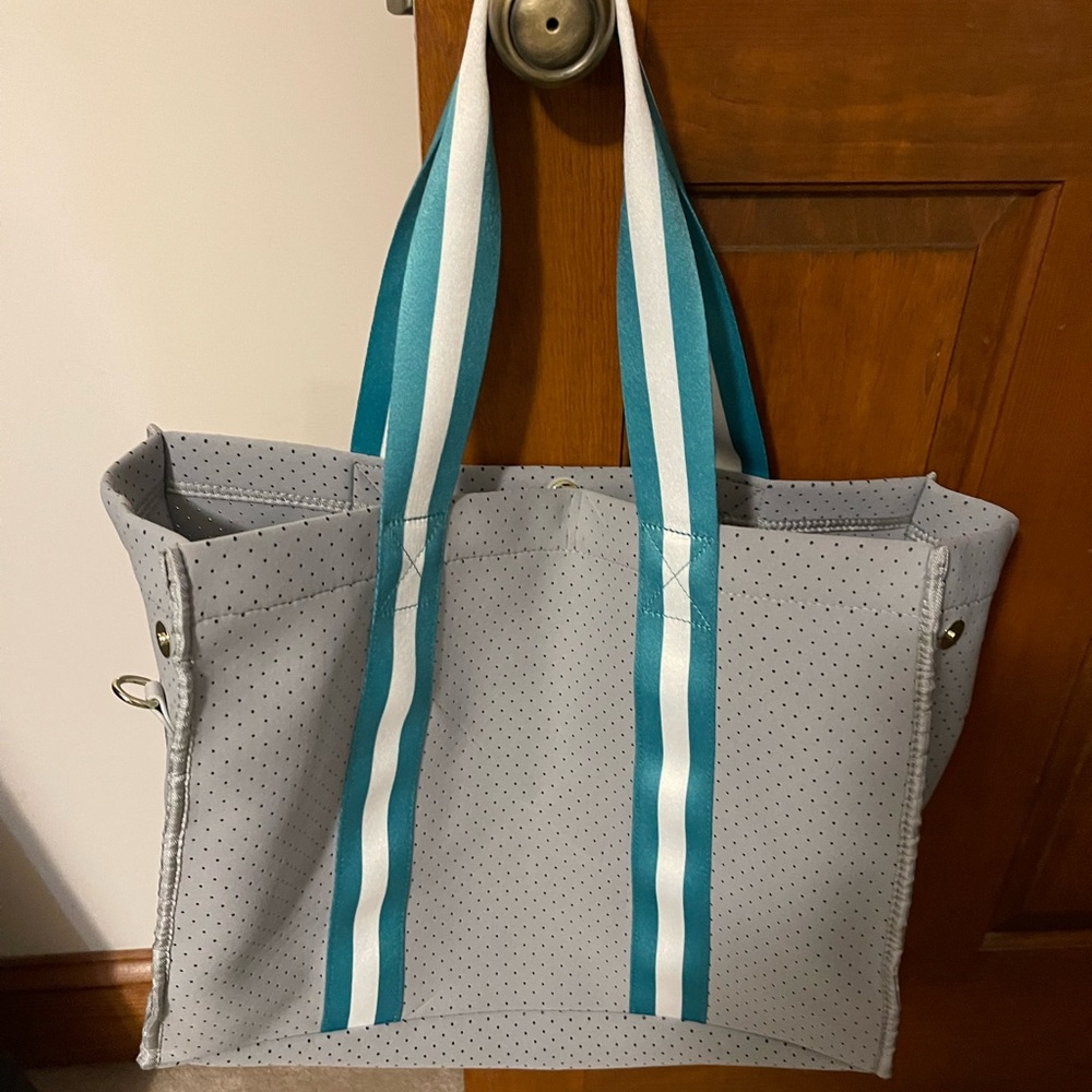 Neoprene Tote - Grey with Green/white straps